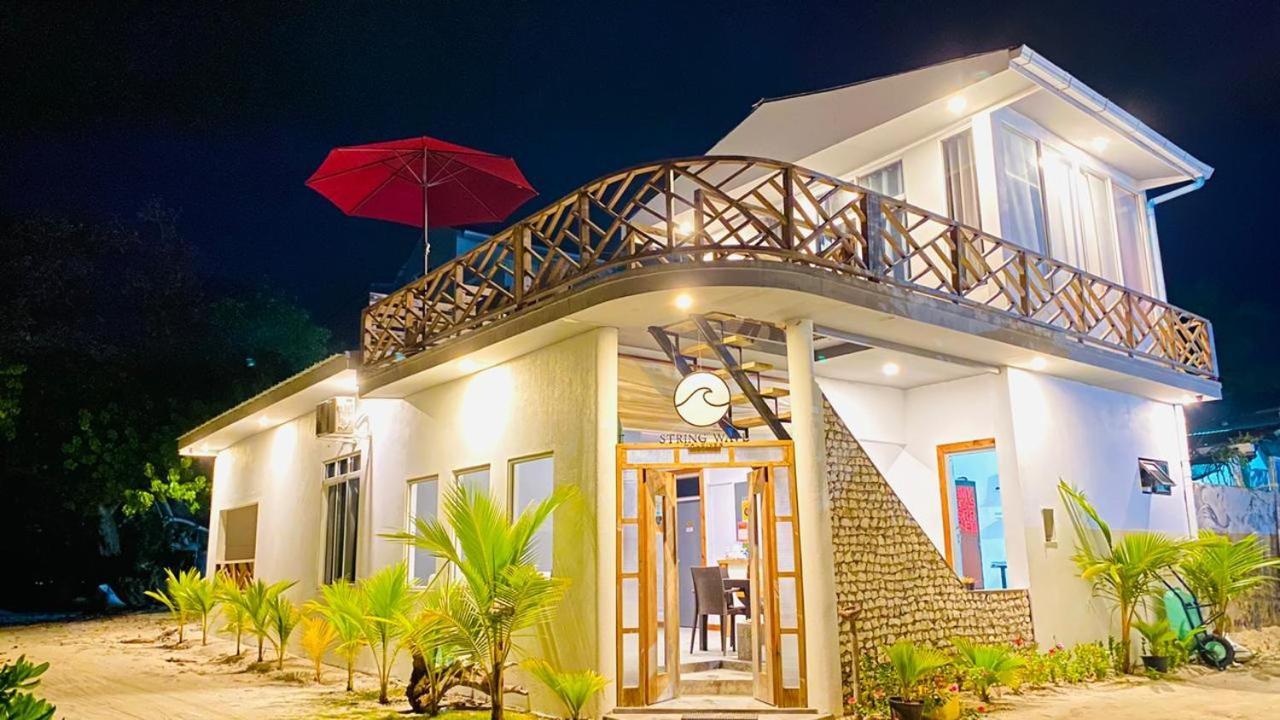 String Wave Maldives Hotel Gulhi Luaran gambar