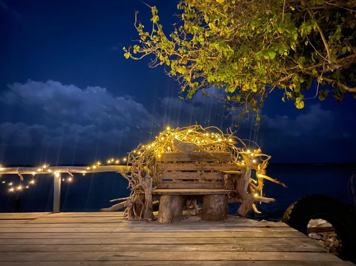 String Wave Maldives Hotel Gulhi Luaran gambar