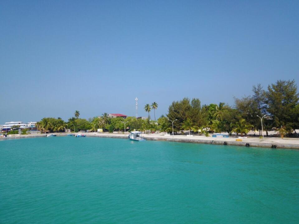 String Wave Maldives Hotel Gulhi Luaran gambar